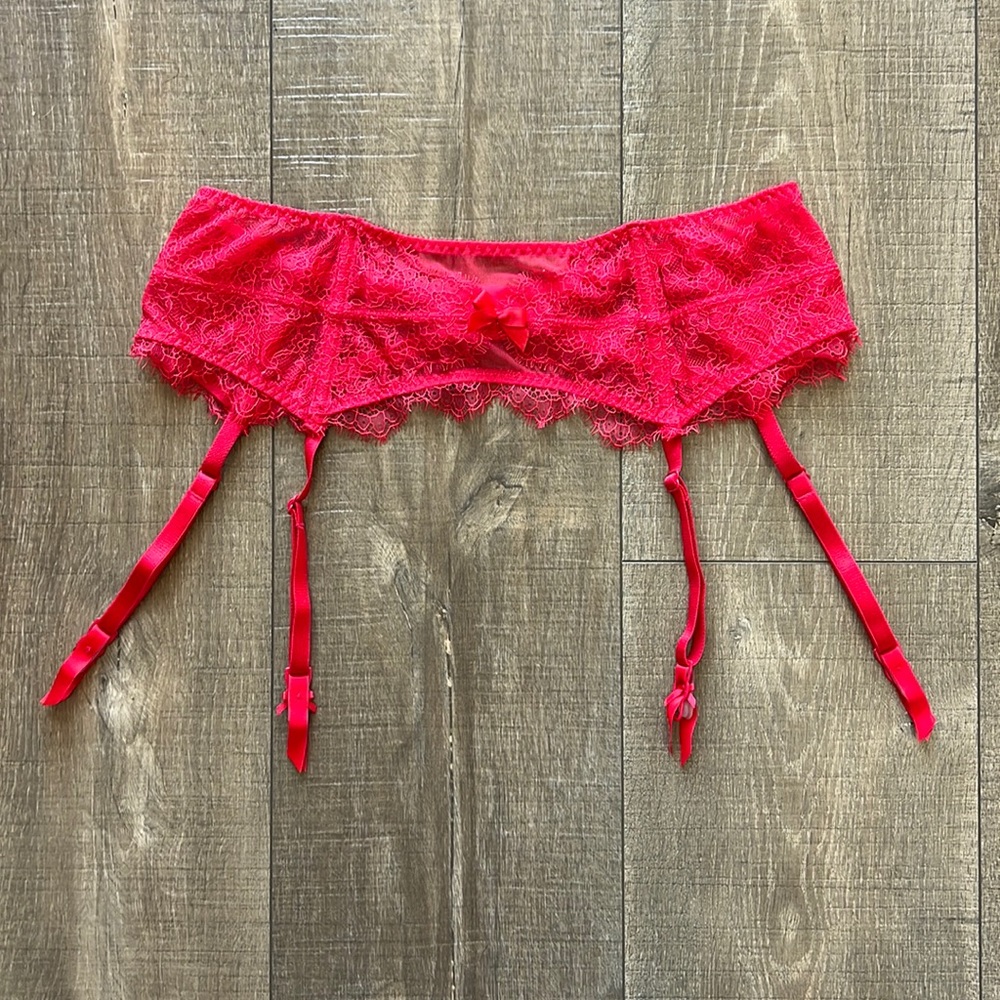 VS Garter Belt